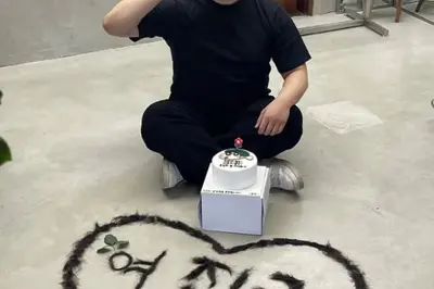 여진구, 카투사 입대 전 늠름한 경례 사진 공개... 20년 활동 뒤 잠시 이별