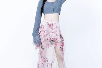 ITZY 채령, 데뷔 7년 차 재계약 후 성숙해진 매력...솔로 활동 포부까지 공개
