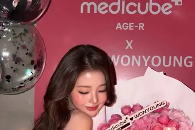 아이브 장원영, 블랙 드레스 입고 '압도적 미모'