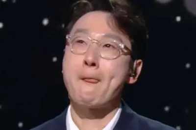 '4년 만의 복귀' 이휘재 눈물…도시락 선물한 '슈돌' 의리