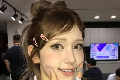 아이오아이 전소미, 완전체 컴백 빛낸 '투스젬' 파격 비주얼