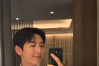 마이틴 최은수, 아이돌 접고 제주항공 승무원 깜짝 변신