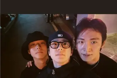 '7월 입대' 이준영, '약한영웅' 박지훈과 훈훈한 절친 인증