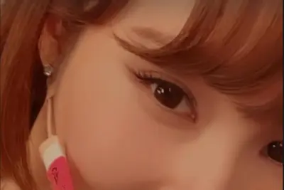 티파니 영, 파격 단발 변신…변요한도 반할 살아있는 인형 미모
