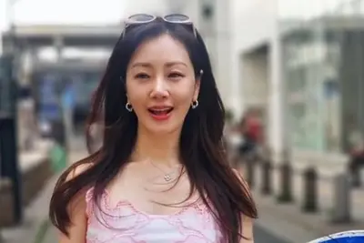 '51세' 오나라, 20대도 울고 갈 동안 미모…민소매 완벽 소화