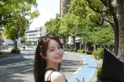강균성 마음 사로잡은 14세 연하 신부… 배우 유하진, 맑은 미소의 일상 공개