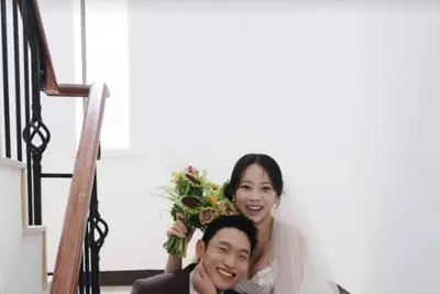 유현철♥김슬기, 자녀들과 함께 찍은 웨딩 사진 공개 