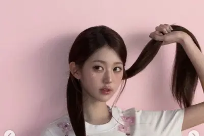  아이브 장원영, 핑크빛 화보 속 우월한 비율 과시 