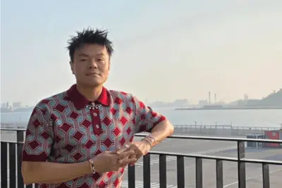 박진영 JYP CCO, 미국 출장 중 '패노메논' 상표 출원 및 종교 모임 논란 재조명