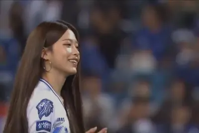 리센느 제나, 삼성 라이온즈 시구 화제 