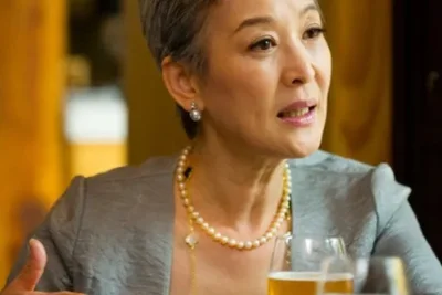 The Star of the Theater World Passes Away: First Generation Theater Star Yoon Seok-hwa Dies After Battling Brain Tumor