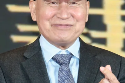 안성기, 심정지 위기 넘기고 심장 다시 뛰어… “고비 넘겼으나 아직 의식 불명”