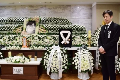 고 안성기 장남 안다빈, 부친 별세에 심경 전해… “따뜻한 위로 진심으로 감사”
