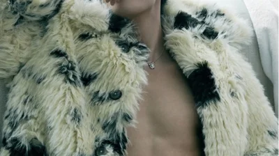 BTS V Surpasses 70 Million Instagram Followers... A Record for Korean Male Celebrities