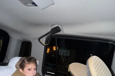 전소미, 日 택시서 신발 신고 '발 턱'… 