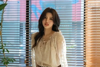 '유병재♥' 안유정, 첫 주연 데뷔… 차유현과 '위장결혼' 로맨스