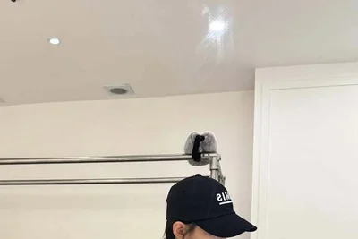 남보라, 임신 21주 선명한 D라인 포착… 놀라운 자기관리