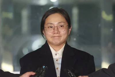 박나래, 8시간 고강도 조사 마쳐… 