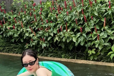 김히어라, 발리서 뽐낸 완벽 비키니 자태…