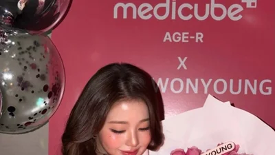 IVE Jang Won-young Wears a Black Dress and Captivates With 'Overwhelming Beauty'