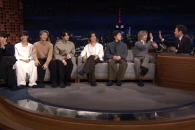 슬리퍼 신은 지미 팰런, BTS 완전체 신곡 '아리랑' 환대