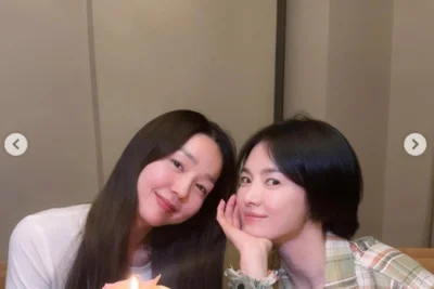 Song Hye-kyo·Lee Jin rạng rỡ tình bạn 28 năm…Dấu ấn mới của Ok Joo-hyun gửi lời ủng hộ