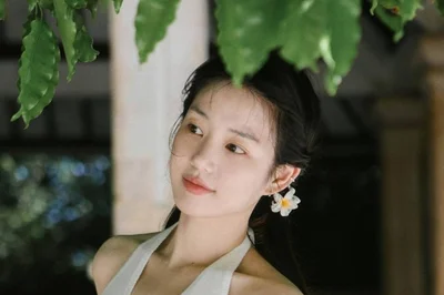 이유비, 발리서 빛난 청초 비주얼…'유미의 세포들3' 맹활약