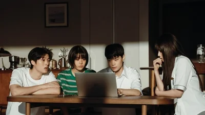 Netflix Global No. 1 'Girogigo': The Horror of an App That Kills You If You Make a Wish