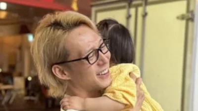 Park Yoo-hwan, biglang ipinahayag ang nakatagong panganay niyang anak na babae…‘tito na baliw sa pamangkin’ na si Park Yoo-cheon: mga kamakailang larawan