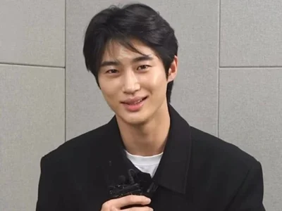 'Sunjai' impulsa la locura: resumen total del perfil de Byeon Woo-seok, del modelo al actor de moda