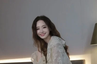 45세 한채영, 아이 엄마 안 믿기는 '바비인형 각선미'