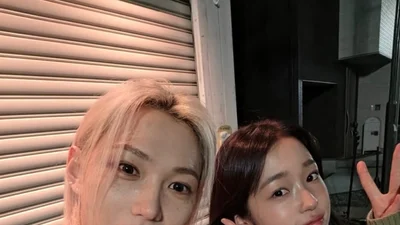 Felix at Noh Yoon-seo, nagpakita ng nakakakilig na chemistry sa likod ng bagong music video
