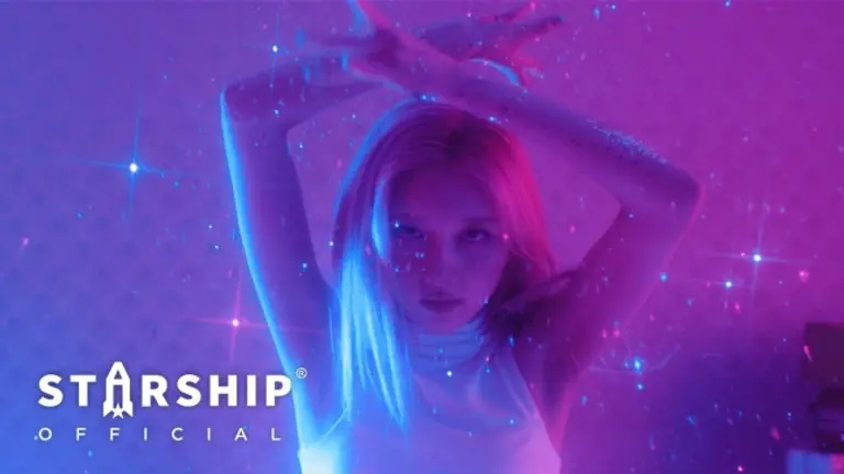 아이브 가을 커밍순 필름 이미지 1