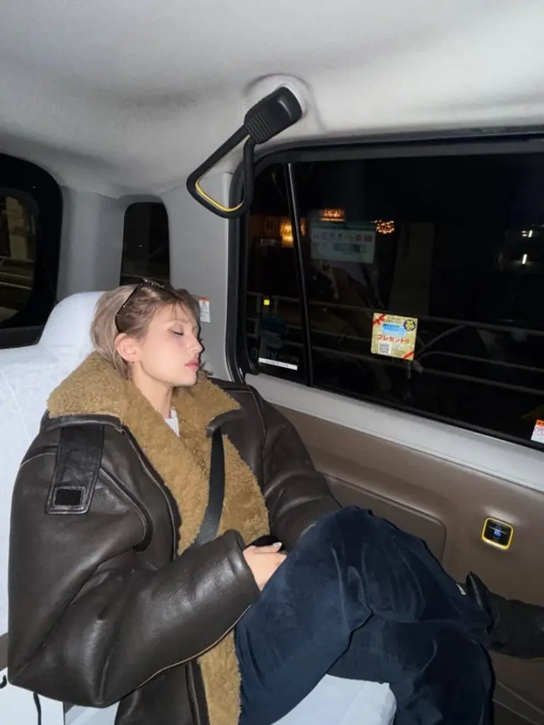 전소미 택시 내부 사진