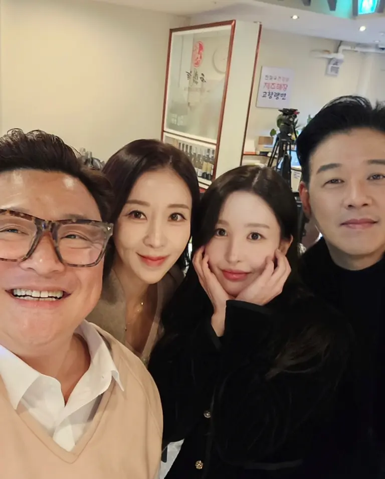 류시원 윤정수 부부 동반 모임