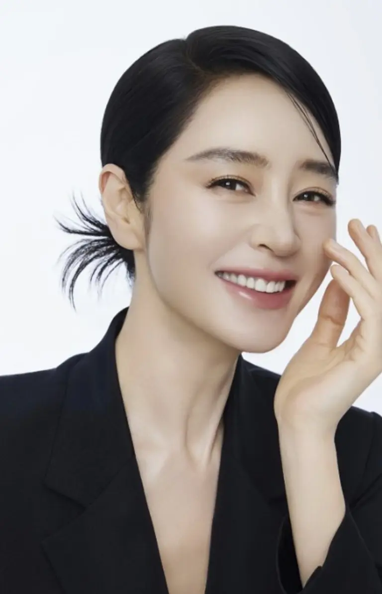 김혜수 화보 이미지 2