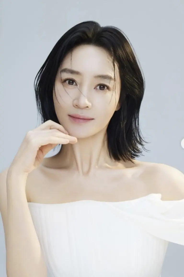 김혜수 화보 이미지 3