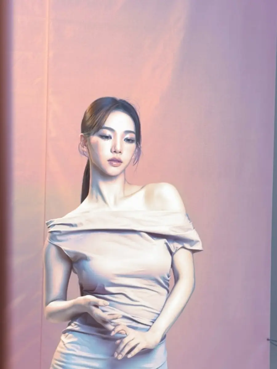 카리나 옆모습