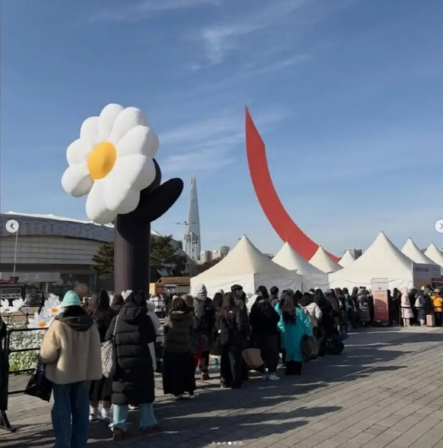G-DRAGON粉丝见面会舞台