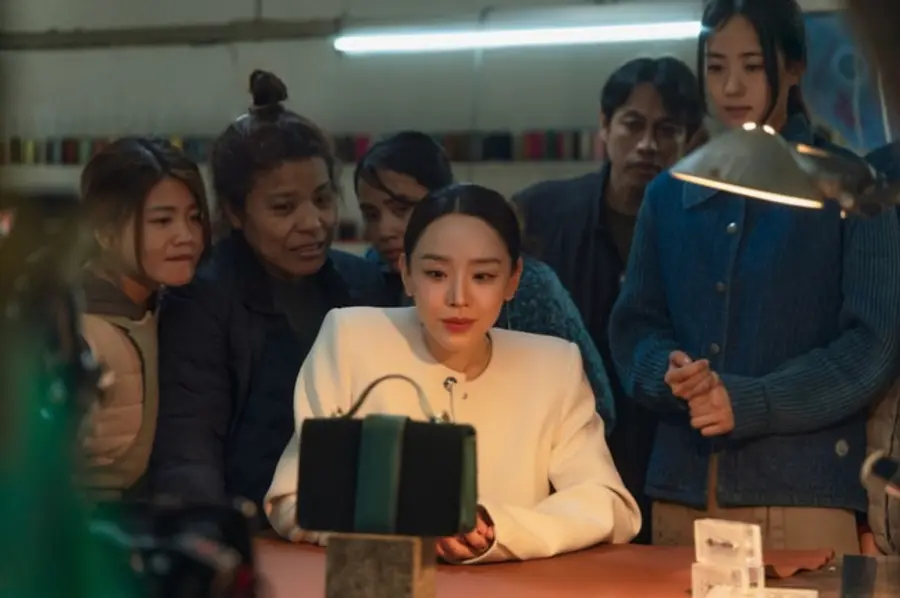 Netflix Lady Dua Shin Hye-sun still cut
