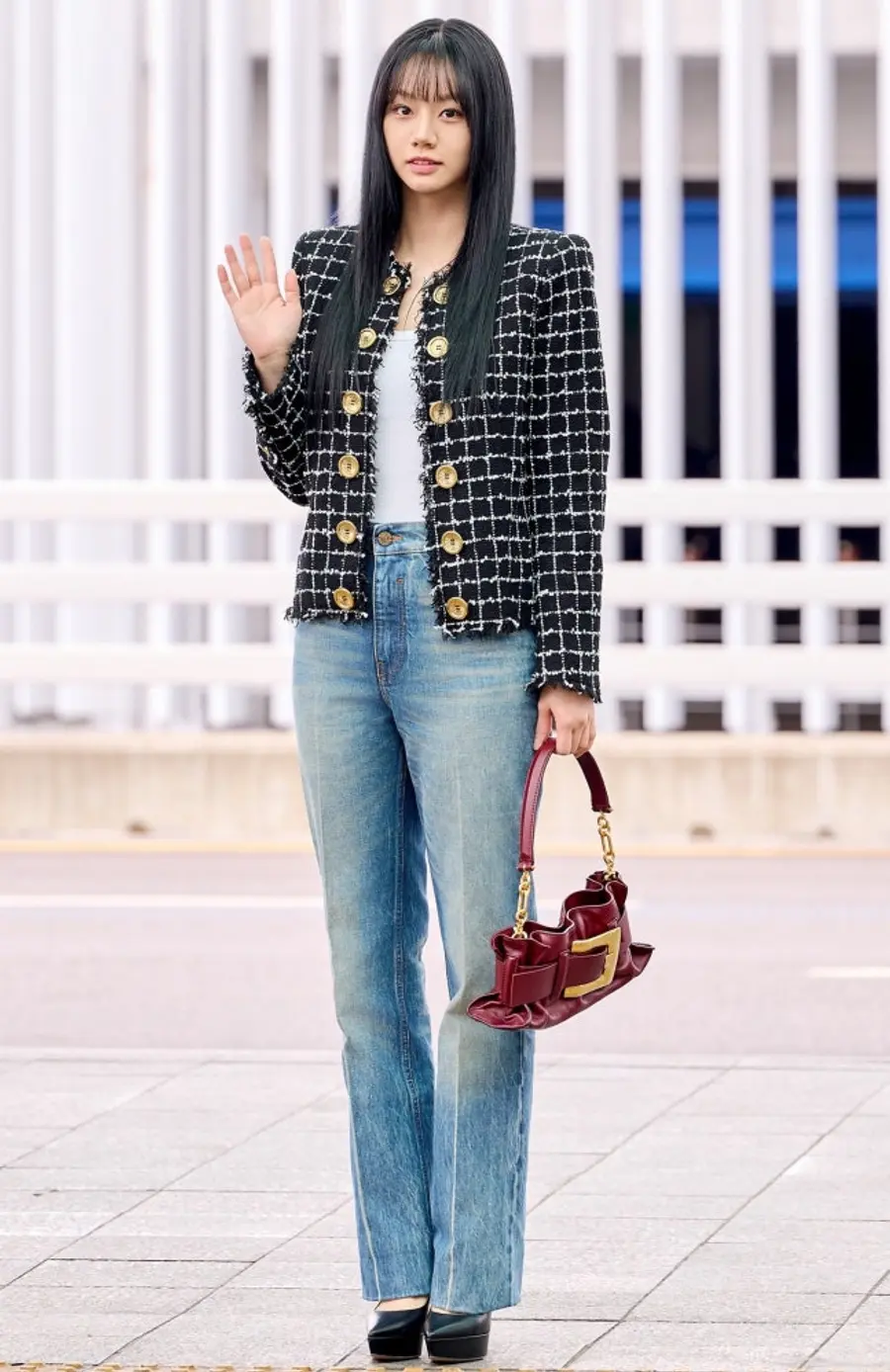 Hyeri yang berangkat ke Paris