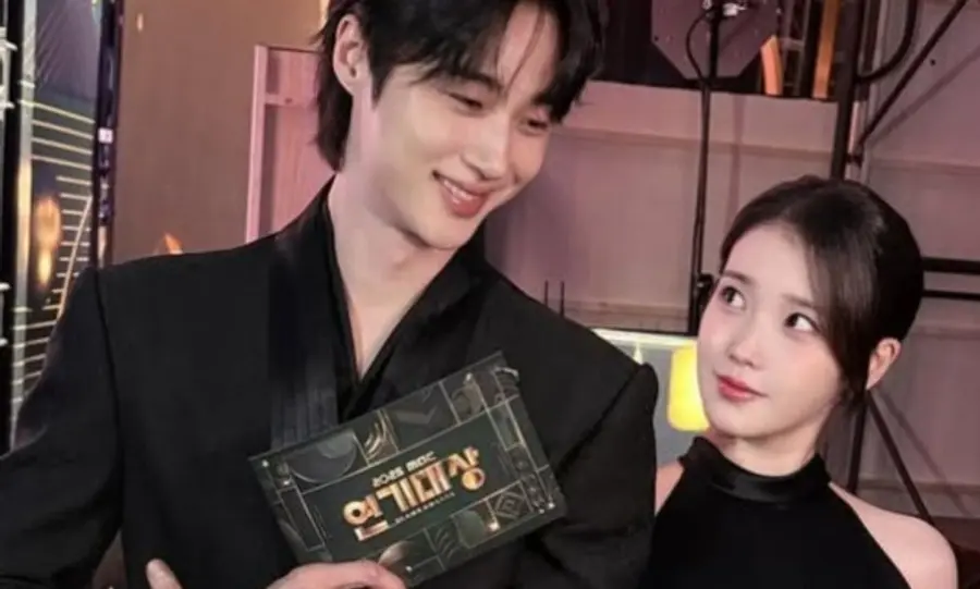 변우석 라이브 무대