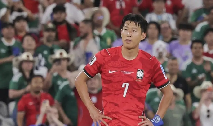 벼랑 끝 한국 축구, 32강 진출 가를 '운명의 경우의 수'