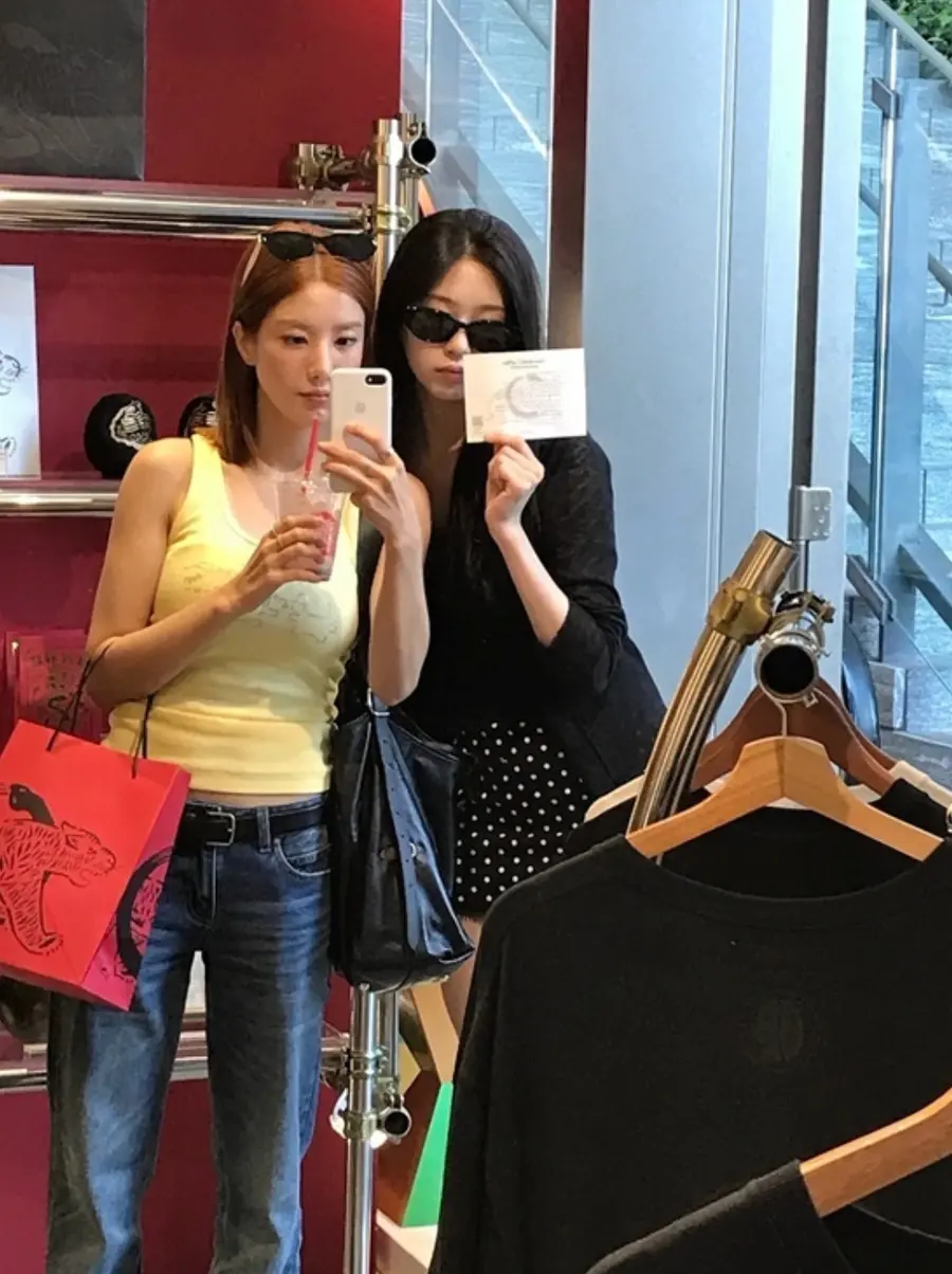 권은비 김민주 일본 여행